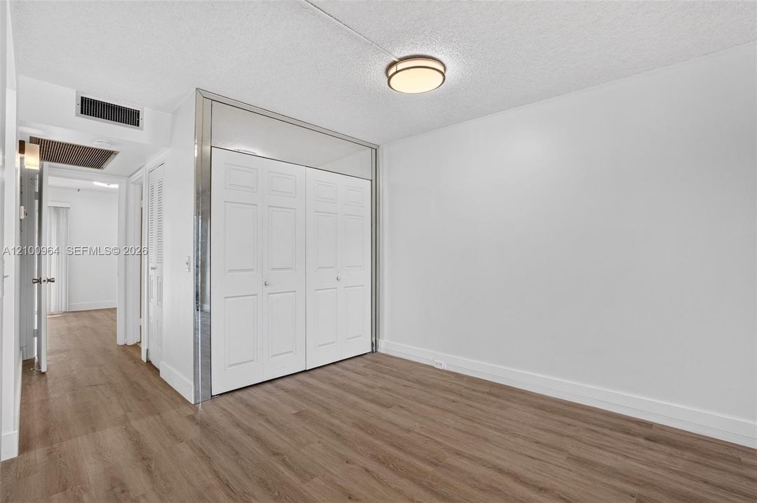 В аренду: $1,600 (1 спален, 1 ванн, 811 Квадратных фут)
