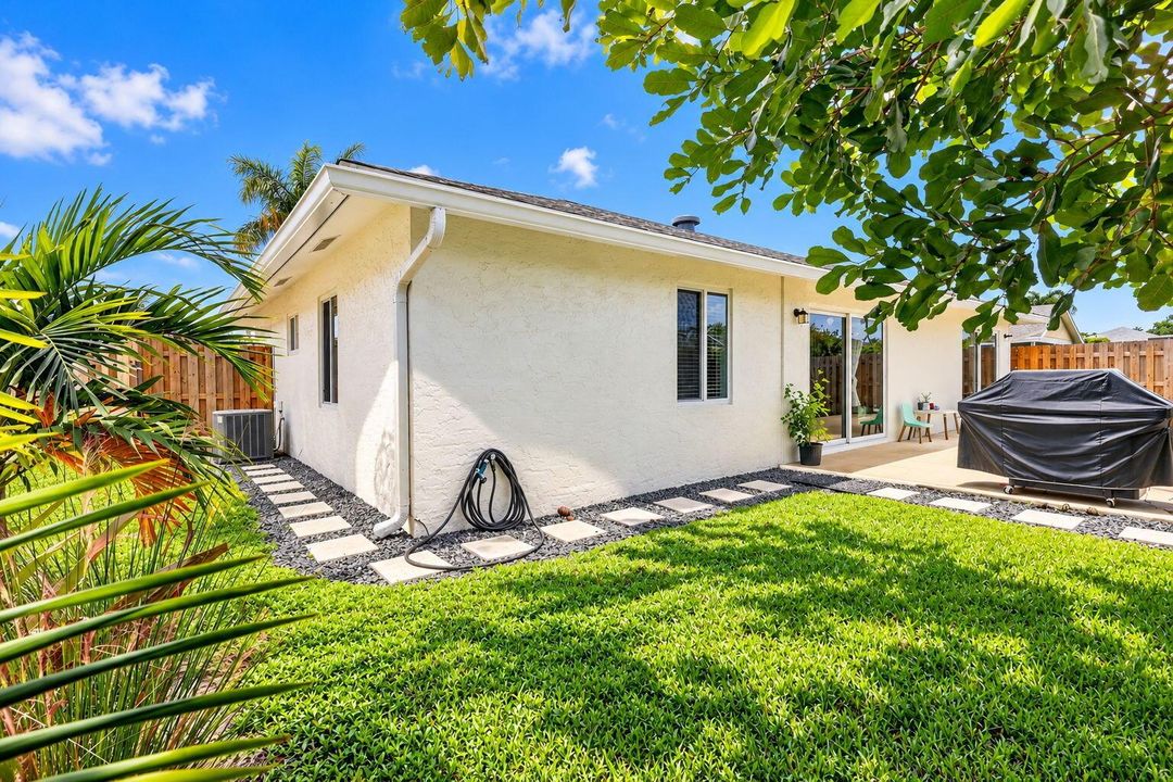 36-web-or-mls-backyard1