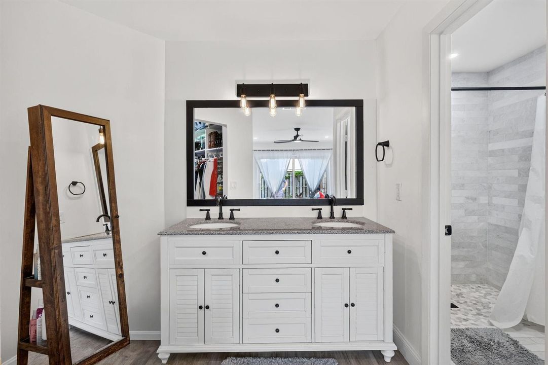 25-web-or-mls-5P1A3442