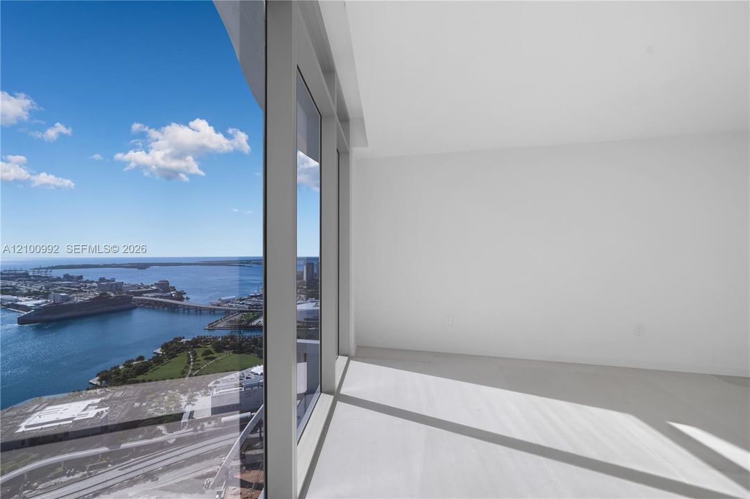 For Sale: $9,634,000 (4 beds, 6 baths, 0 Square Feet)