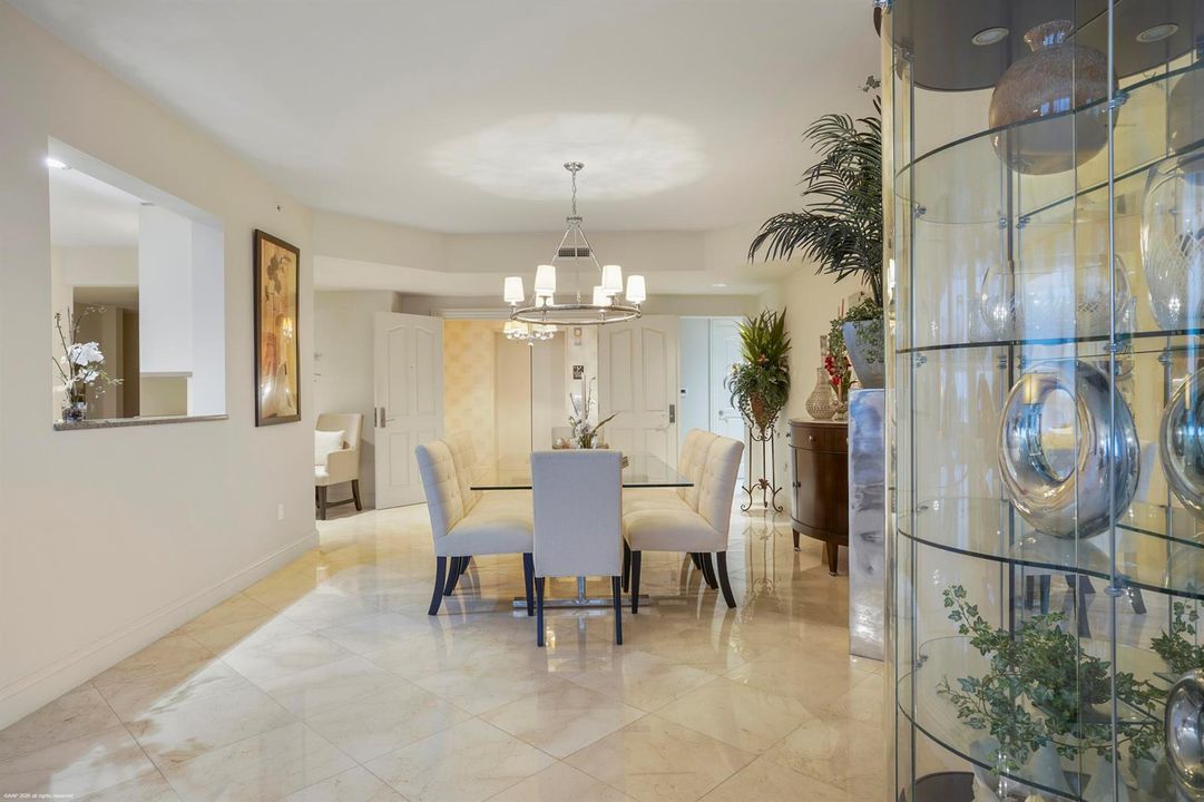 3800 N Ocean Dr 1751 016