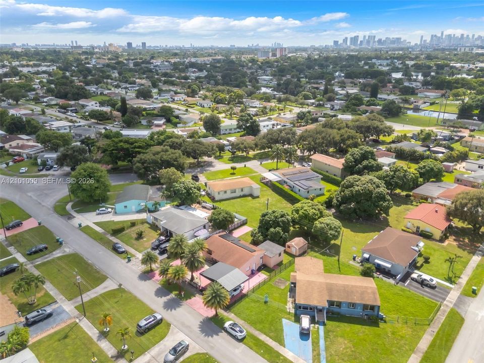 For Sale: $498,000 (3 beds, 2 baths, 1207 Square Feet)