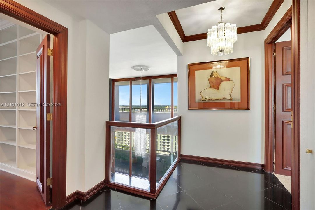 For Sale: $1,095,000 (3 beds, 3 baths, 4430 Square Feet)