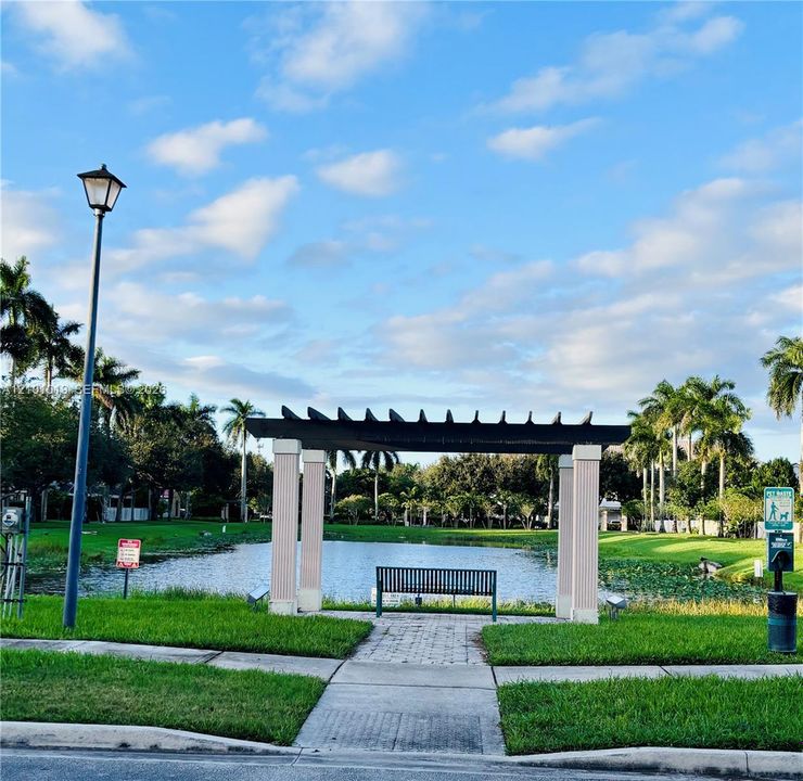 1 of 2 lakes and common area