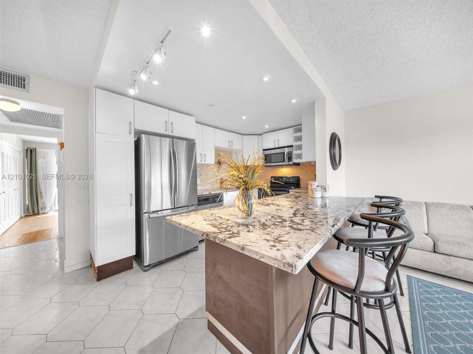 Activo con contrato: $129,000 (1 camas, 1 baños, 719 Pies cuadrados)