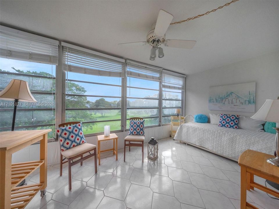 Activo con contrato: $129,000 (1 camas, 1 baños, 719 Pies cuadrados)