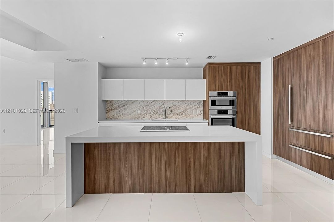 En Renta: $9,000 (3 camas, 4 baños, 2172 Pies cuadrados)