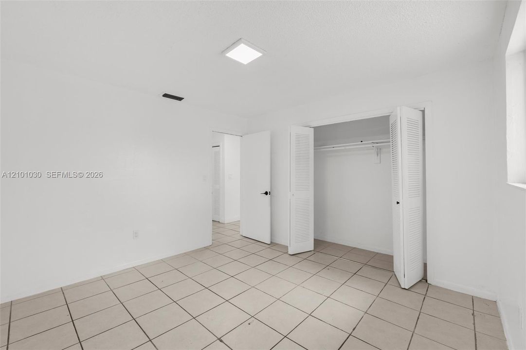 For Sale: $900,000 (0 beds, 0 baths, 2756 Square Feet)
