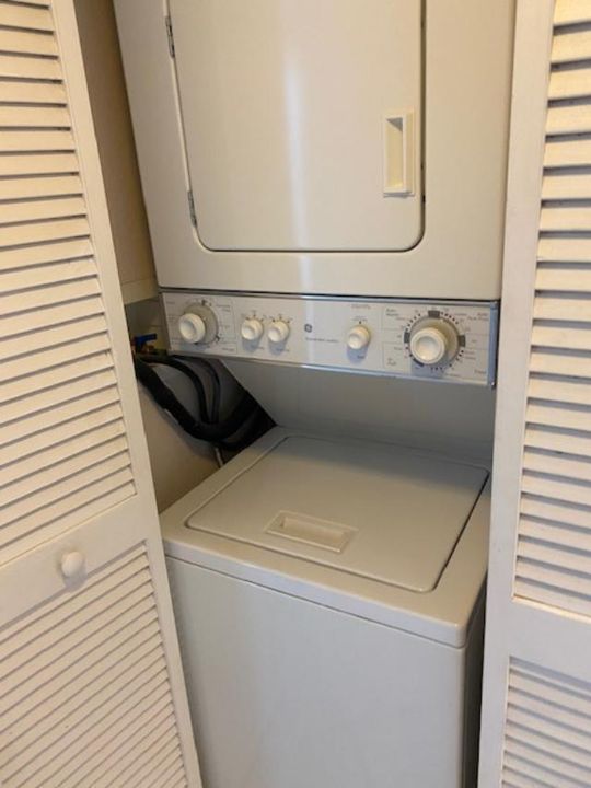 washer-dryer