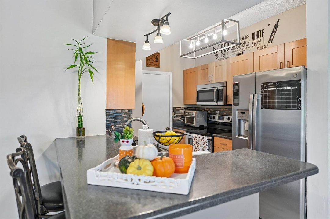 14-web-or-mls-SW 95th Ter-S3009-014r