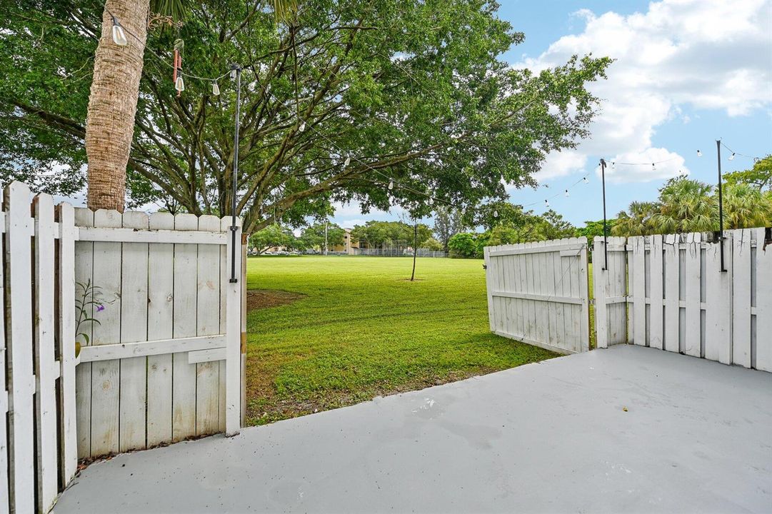 34-web-or-mls-SW 95th Ter-S3009-035r