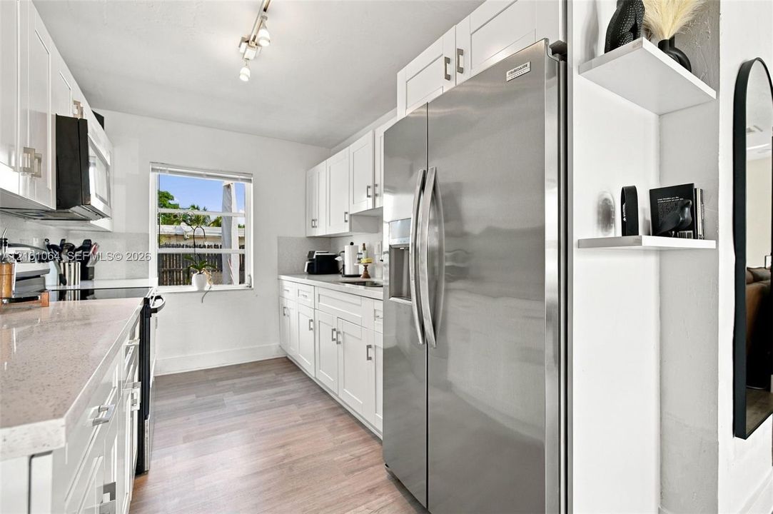 En Venta: $440,000 (3 camas, 2 baños, 648 Pies cuadrados)