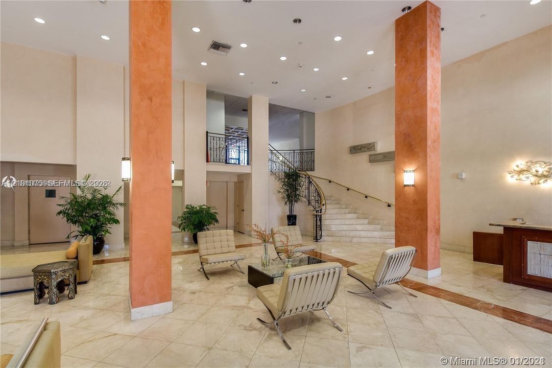 Attended lobby with front desk 24/7