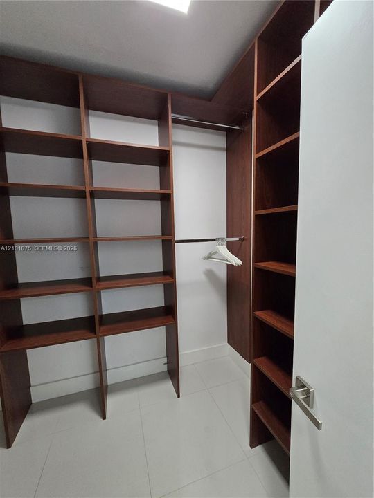 Walking closet Primary Bedroom