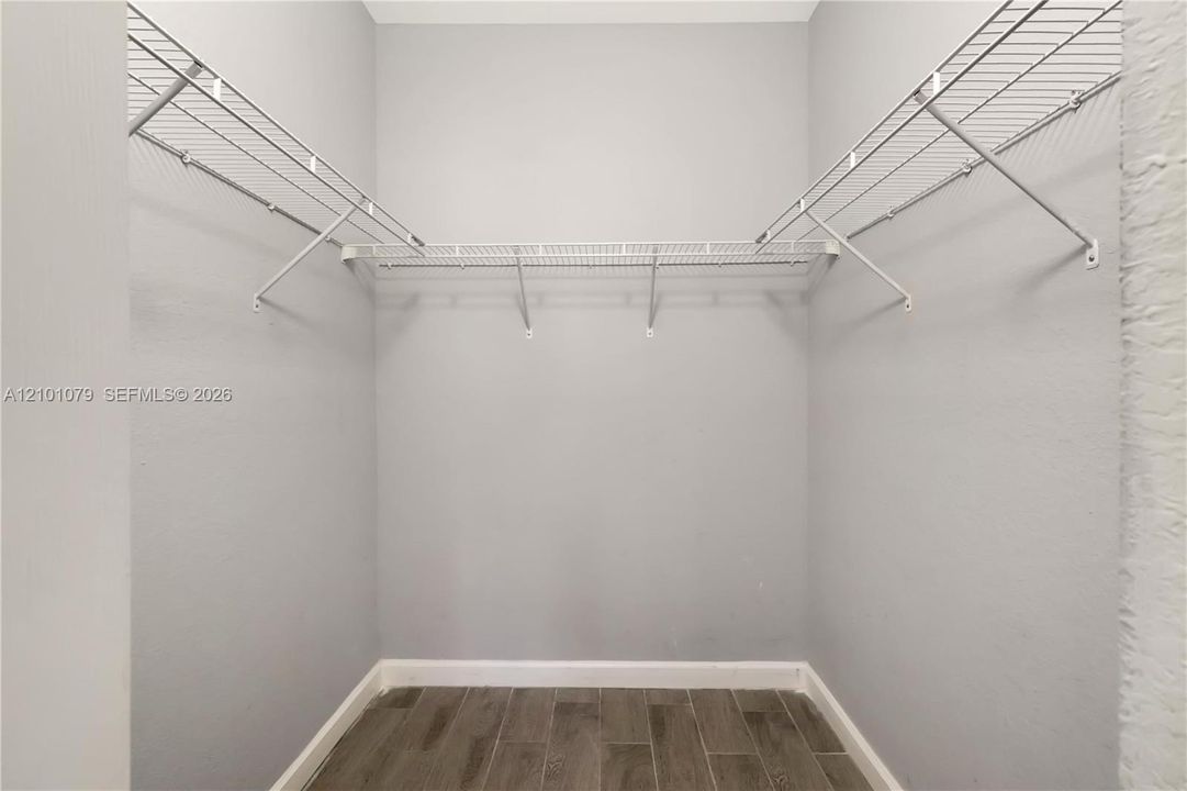 На продажу: $260,000 (3 спален, 2 ванн, 1194 Квадратных фут)
