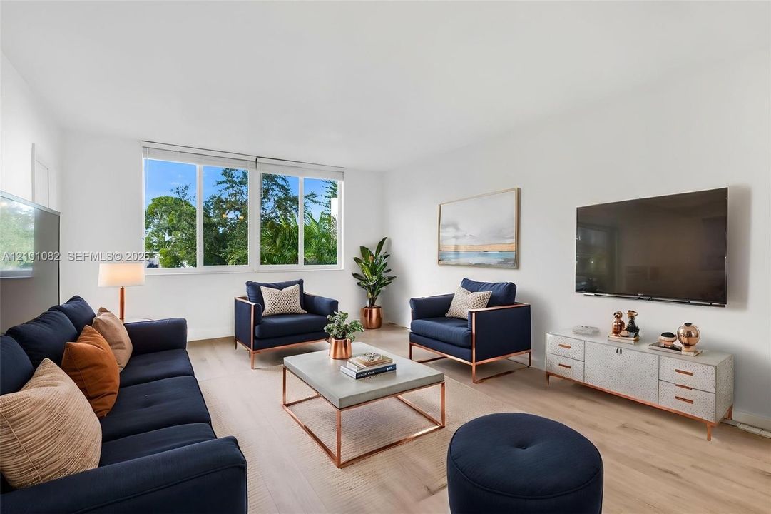 For Sale: $139,000 (2 beds, 2 baths, 970 Square Feet)