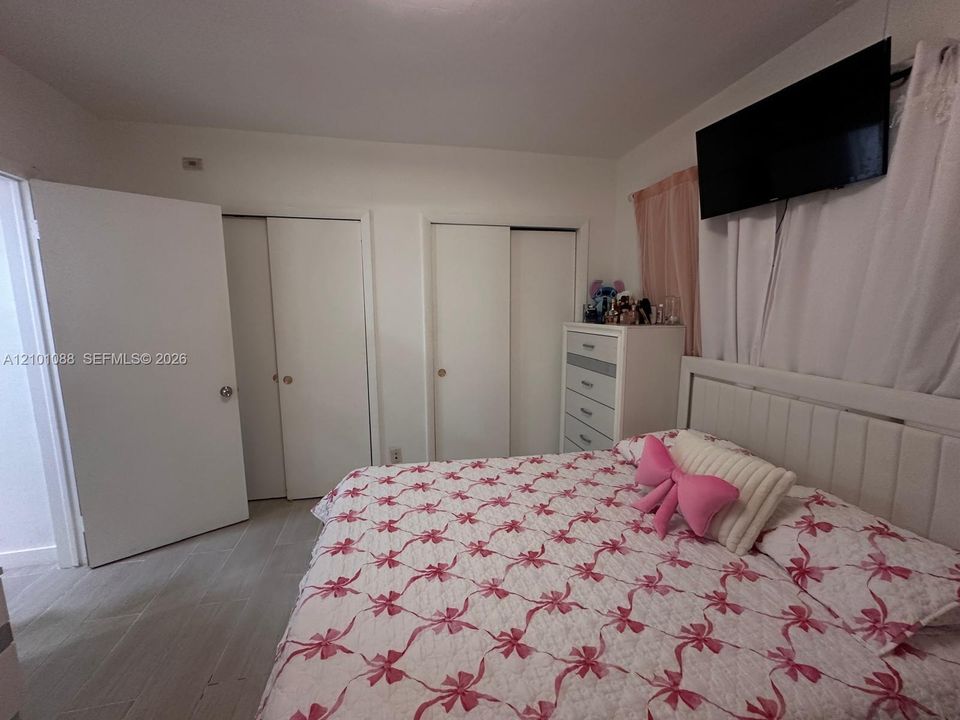 На продажу: $138,000 (1 спален, 1 ванн, 580 Квадратных фут)