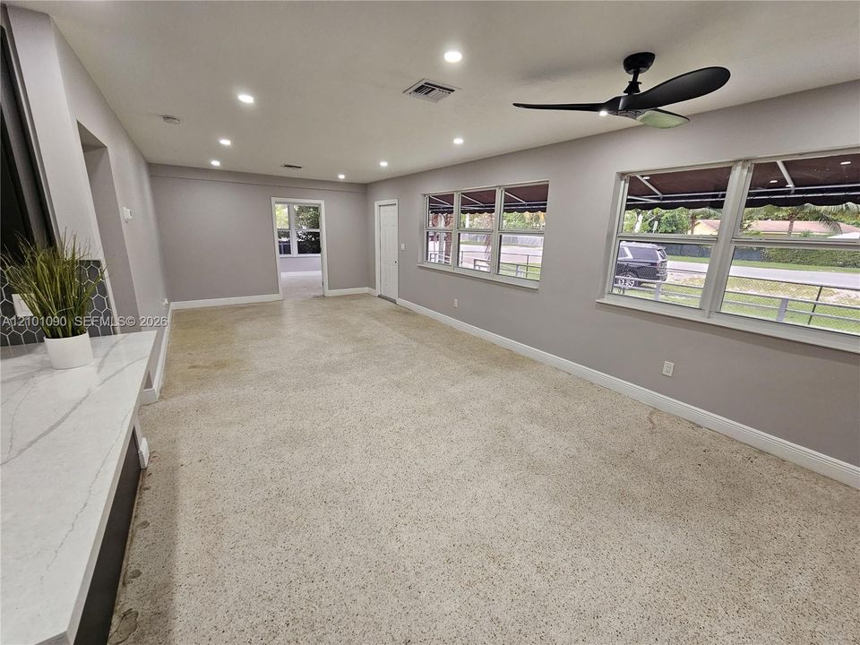 For Rent: $6,000 (5 beds, 4 baths, 2238 Square Feet)