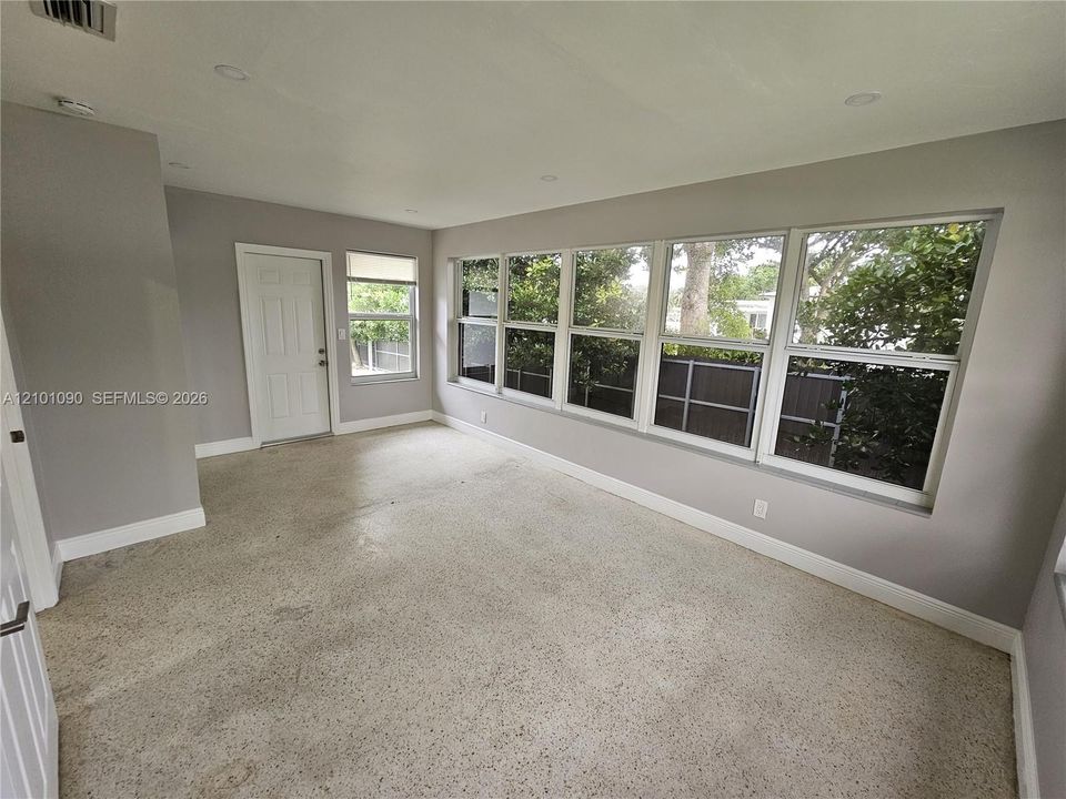 For Rent: $6,000 (5 beds, 4 baths, 2238 Square Feet)