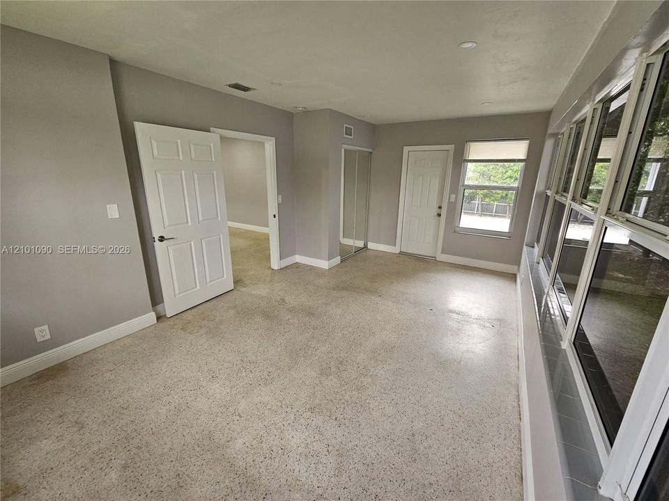 For Rent: $6,000 (5 beds, 4 baths, 2238 Square Feet)