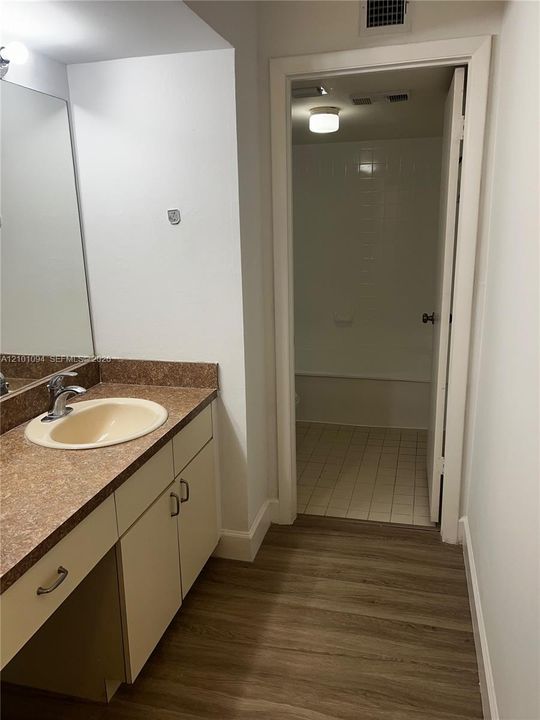 В аренду: $2,800 (2 спален, 2 ванн, 1592 Квадратных фут)