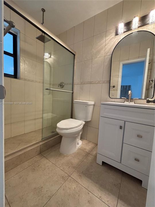 В аренду: $3,350 (3 спален, 3 ванн, 1671 Квадратных фут)