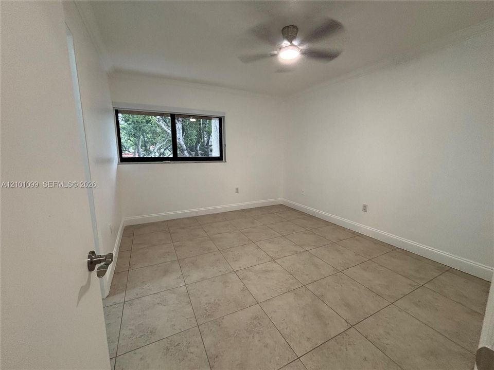 В аренду: $3,350 (3 спален, 3 ванн, 1671 Квадратных фут)