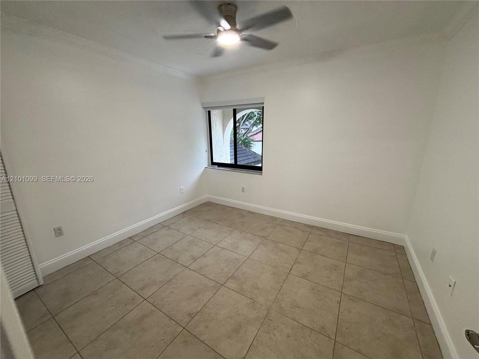 В аренду: $3,350 (3 спален, 3 ванн, 1671 Квадратных фут)