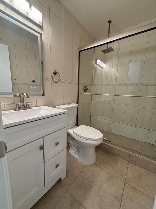 В аренду: $3,350 (3 спален, 3 ванн, 1671 Квадратных фут)