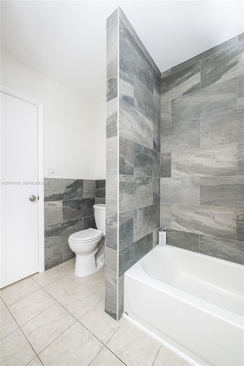 2nd Bathroom