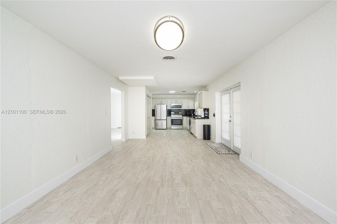 Family Room/Kitchen Combination