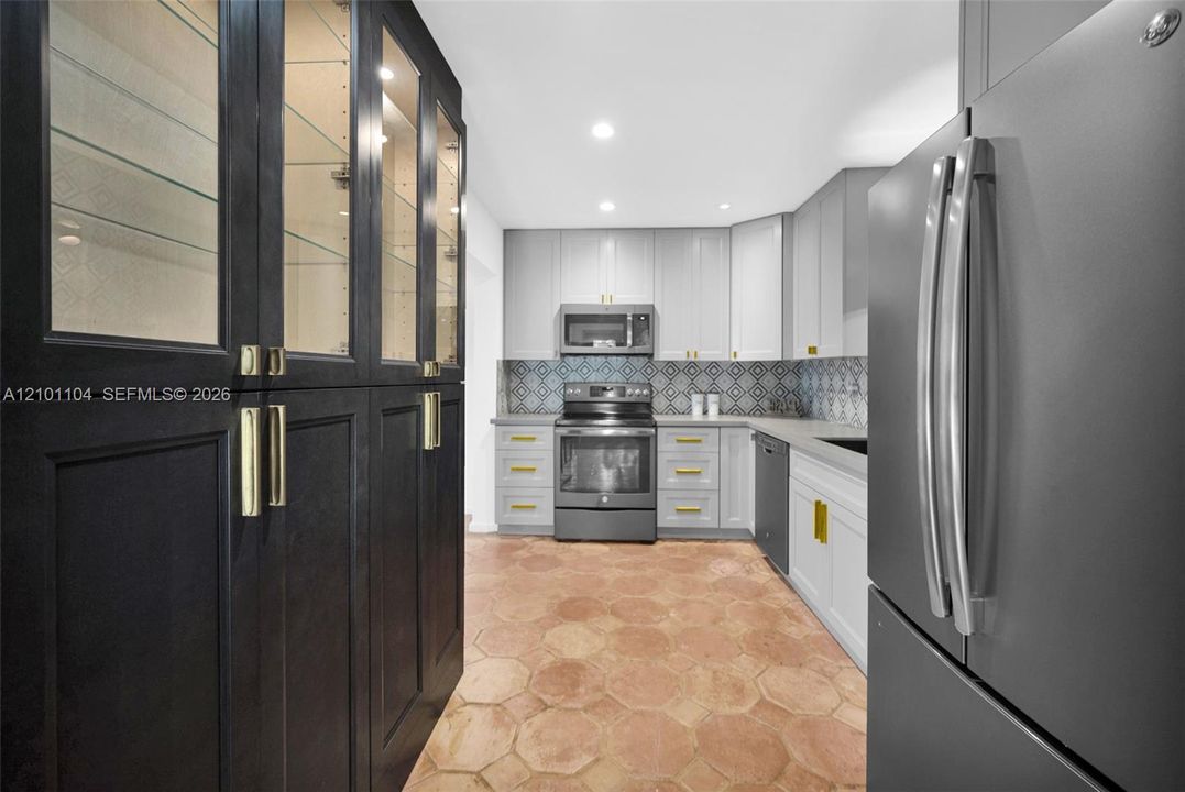 В аренду: $4,400 (3 спален, 2 ванн, 1016 Квадратных фут)