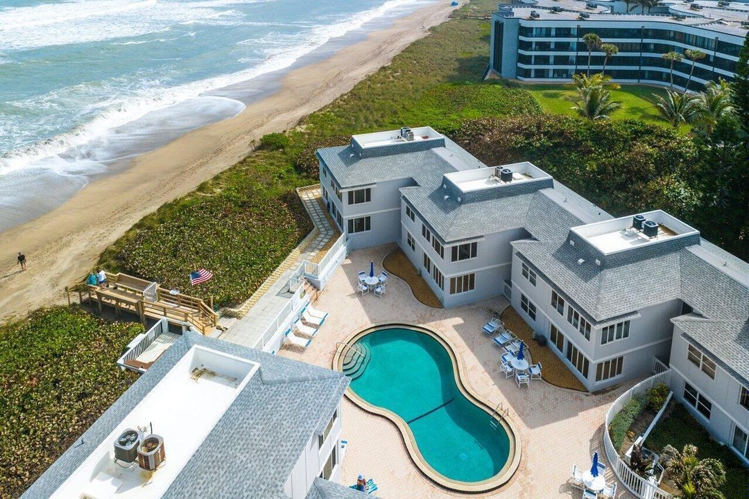 043-1457NortheastOceanBoulevard-Unit1-St