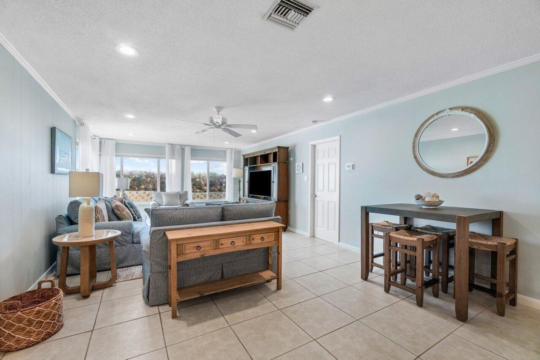 004-1457NortheastOceanBoulevard-Unit1-St