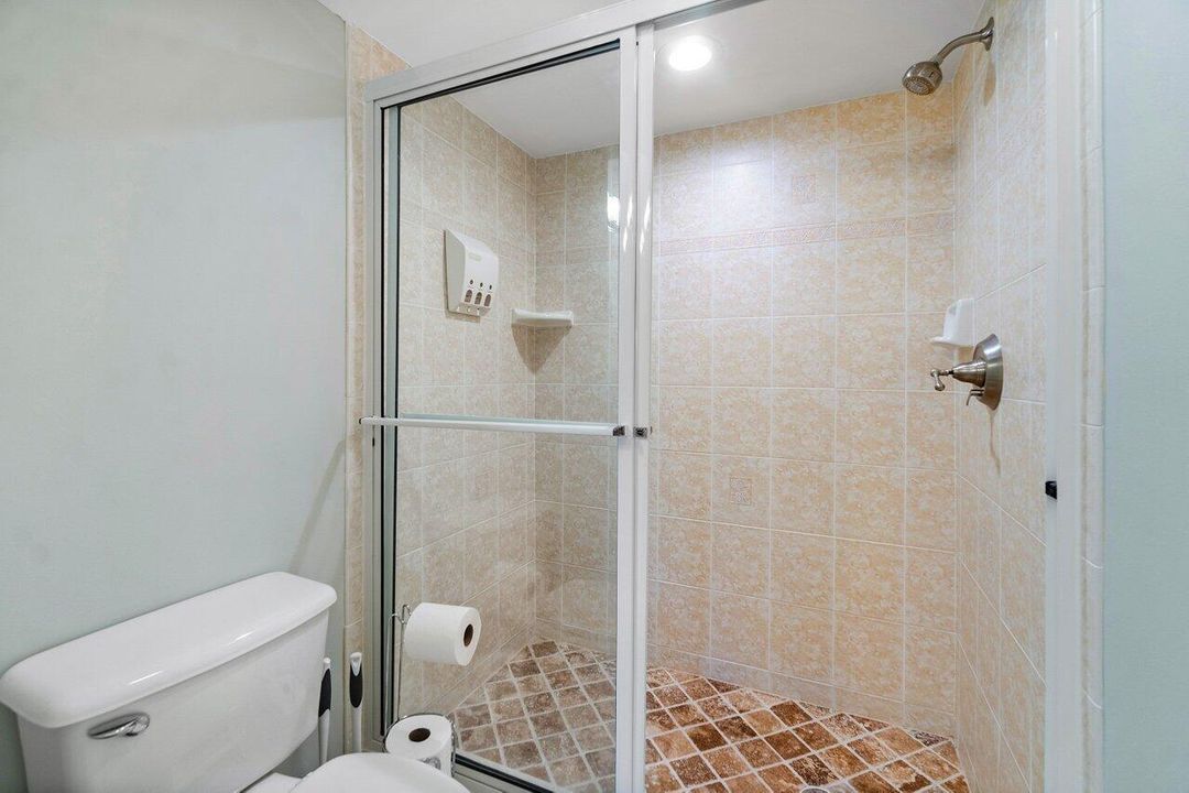 017-1457NortheastOceanBoulevard-Unit1-St