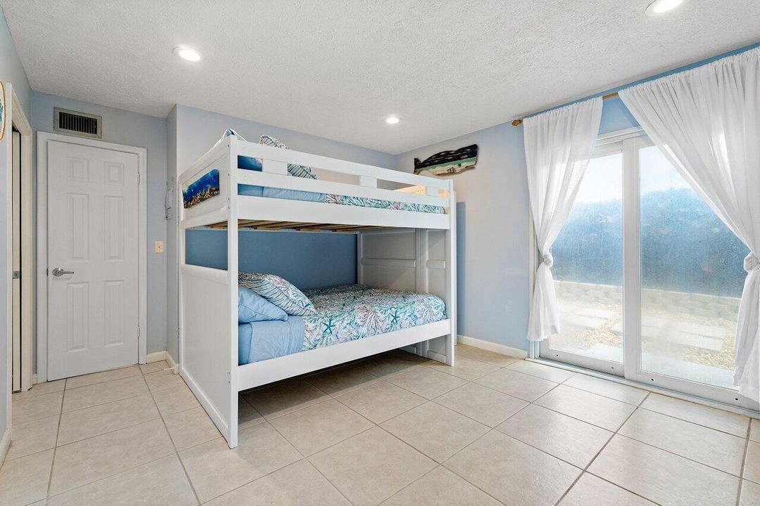 020-1457NortheastOceanBoulevard-Unit1-St