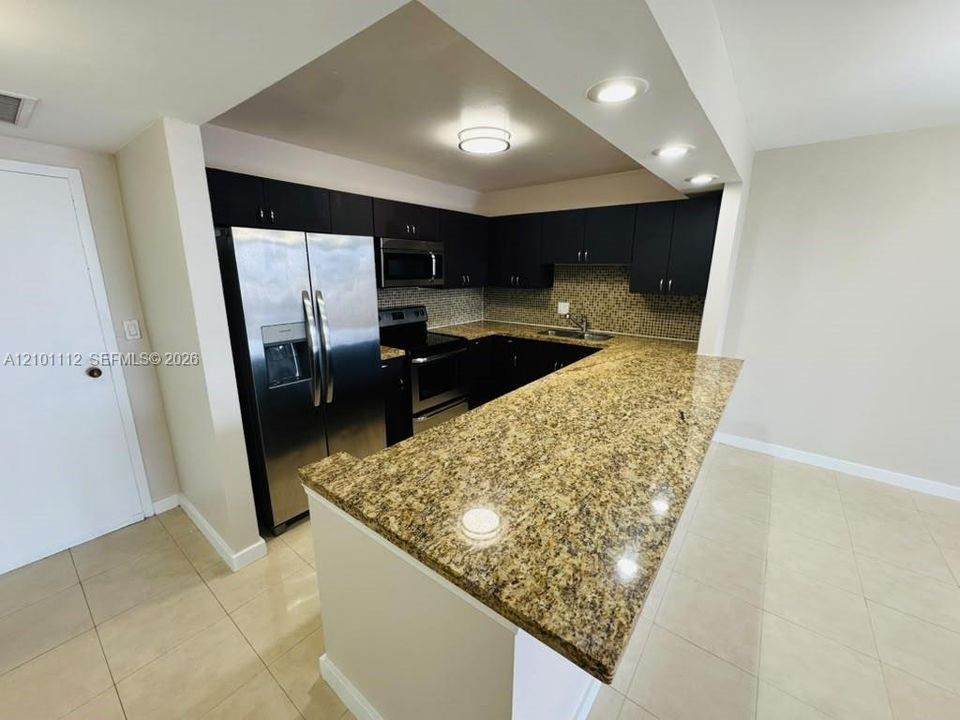 En Venta: $315,000 (1 camas, 1 baños, 950 Pies cuadrados)