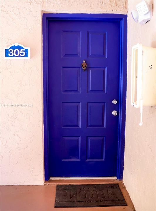 En Venta: $299,000 (2 camas, 2 baños, 1075 Pies cuadrados)