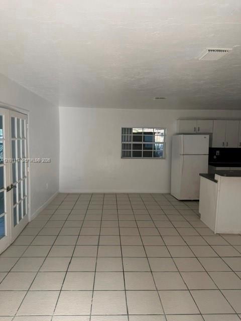 В аренду: $1,400 (1 спален, 1 ванн, 770 Квадратных фут)