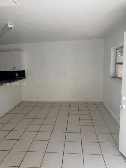 В аренду: $1,400 (1 спален, 1 ванн, 770 Квадратных фут)