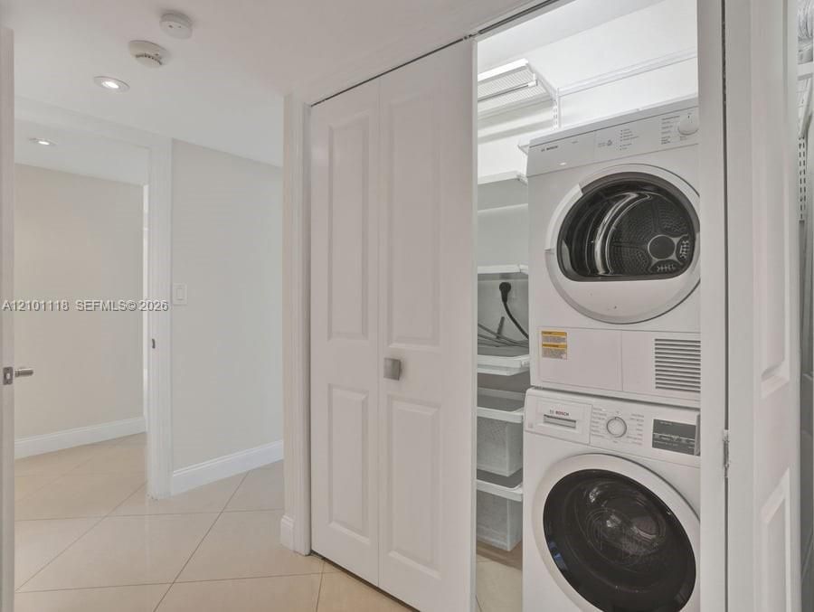 Guest Bedroom (Unfurnished)