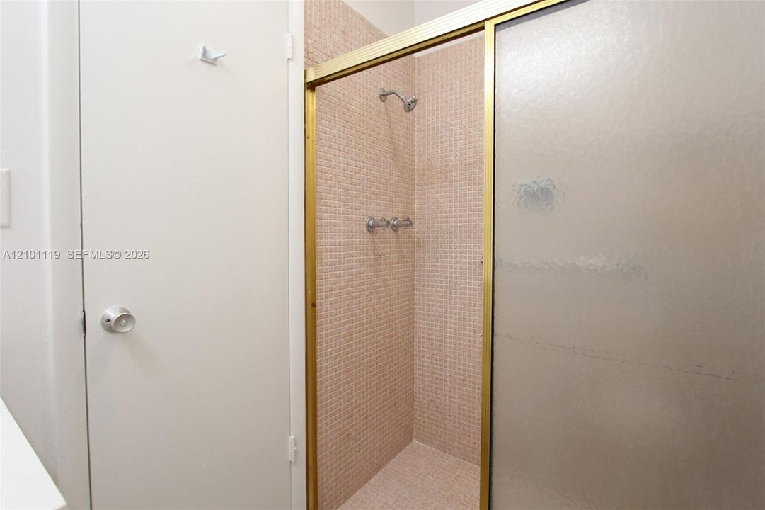 В аренду: $2,200 (2 спален, 2 ванн, 1110 Квадратных фут)