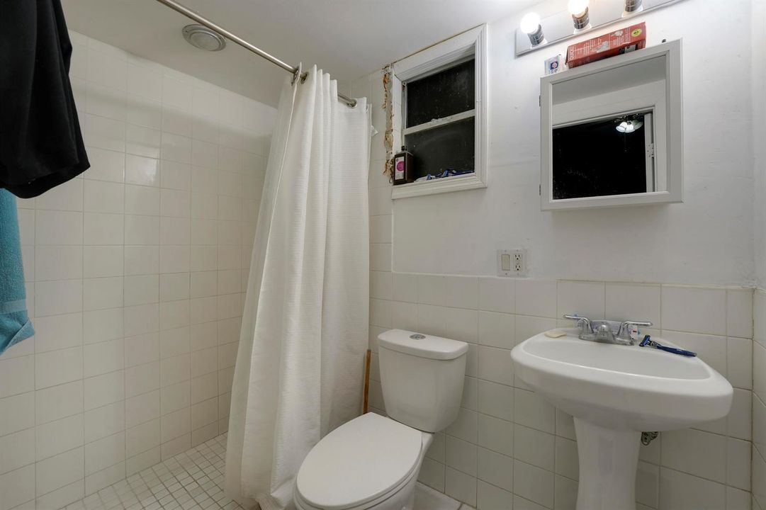 Mother in law suite - Bathroom