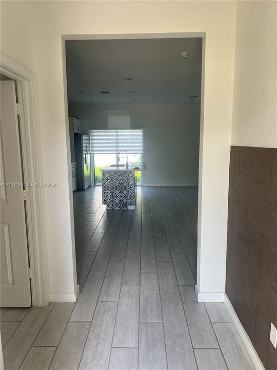В аренду: $2,950 (3 спален, 2 ванн, 1712 Квадратных фут)