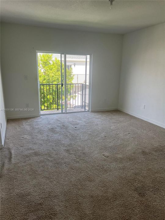 В аренду: $2,950 (3 спален, 2 ванн, 1712 Квадратных фут)