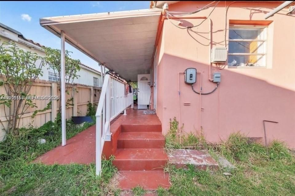 En Venta: $580,000 (3 camas, 2 baños, 1196 Pies cuadrados)