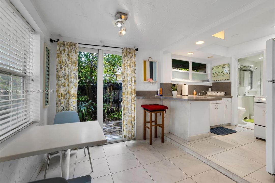 For Sale: $1,580,000 (4 beds, 3 baths, 1643 Square Feet)