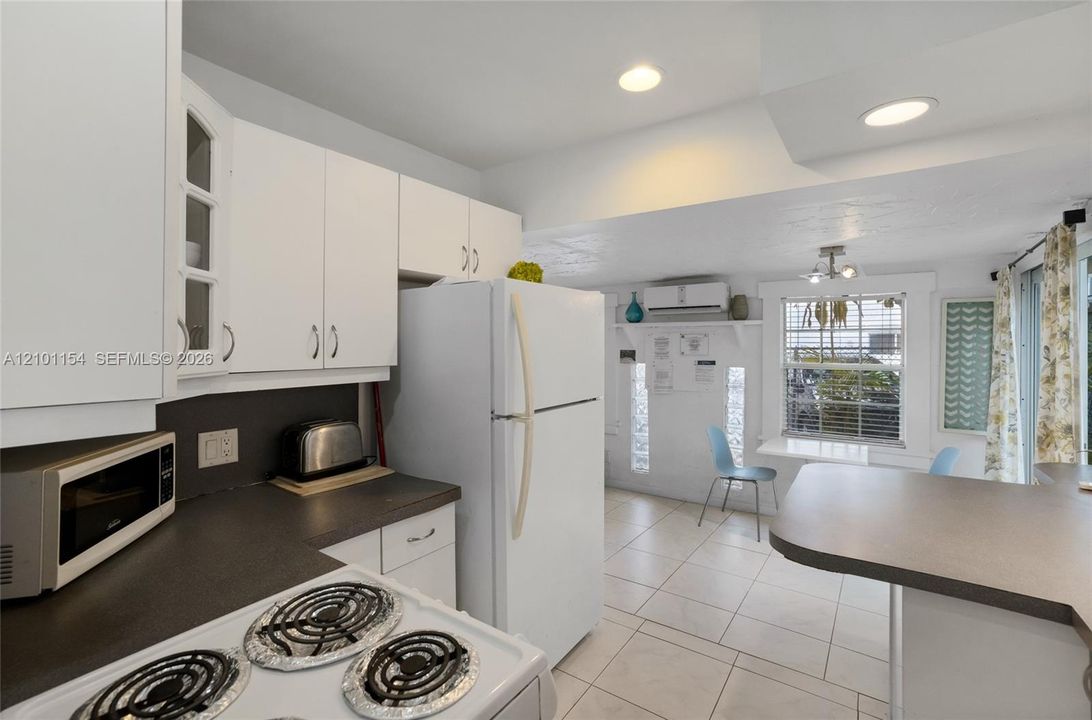For Sale: $1,580,000 (4 beds, 3 baths, 1643 Square Feet)