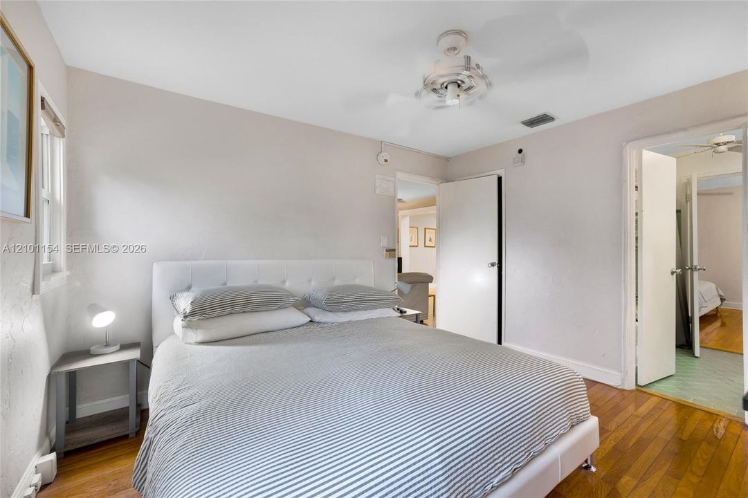 For Sale: $1,580,000 (4 beds, 3 baths, 1643 Square Feet)