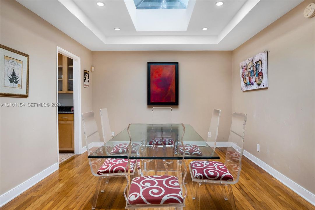 For Sale: $1,580,000 (4 beds, 3 baths, 1643 Square Feet)